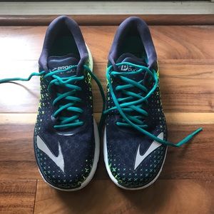 Women’s Brooks PureFlow 5 running shoes, size 11.5